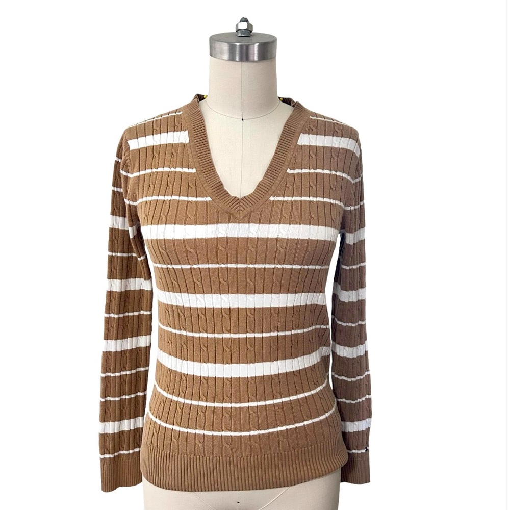 Tommy Hilfiger Petite V- Neck 💯% cotton tan/ white sweater size S/p . Like new
